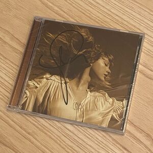 Taylor Swift Fearless (Taylor’s Version) Signed CD SEALED